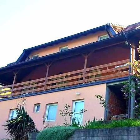 Apartment Dobra Vila Перучац Екстериор снимка